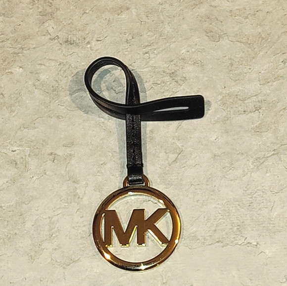 NEW BUNDLE MICHAEL KORS GOLD TONE MK BLACK & TAN LEATHER SIGNATURE BAG CHARMS - Picture 5 of 14